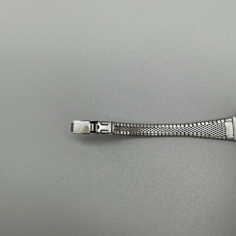Vintage Seiko Womens Watch 16mm Silver Tone 11-0459 Round Dial Manual Wind 6.75
